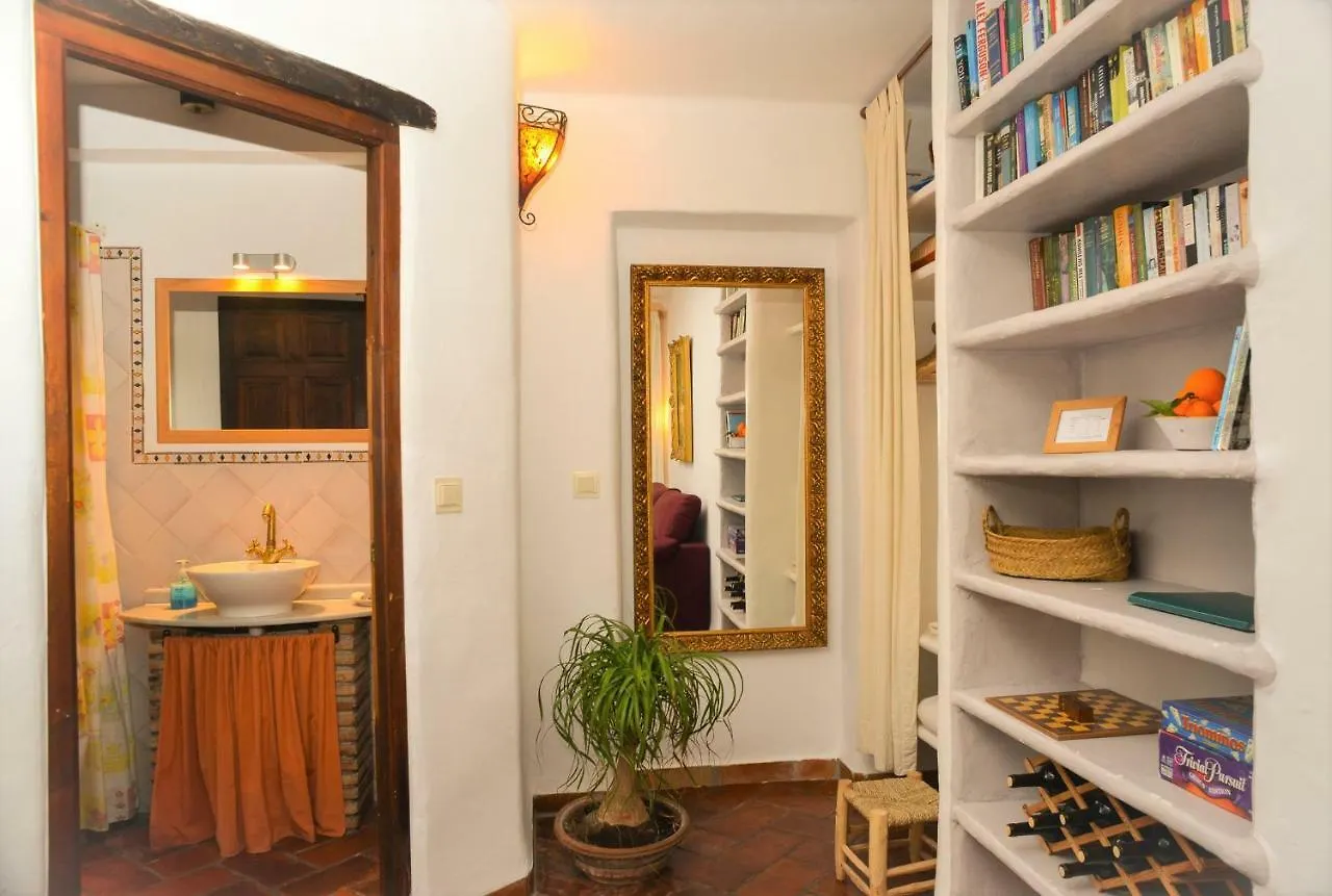 Tropical Studio Apartment Orgiva Spain